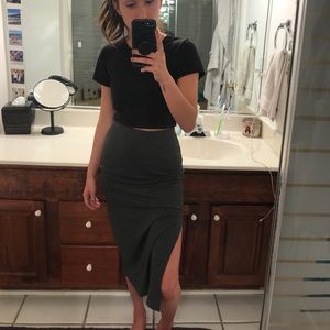 Midi skirt with slit